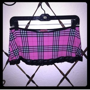 ADORABLE PLAID MINI🖤